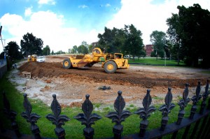 Workers graded the grounds at the former Eastern State Hospital, the future Bluegrass Community and Technical College site. Mark Cornelison | Lexington Herald-Leader Staff